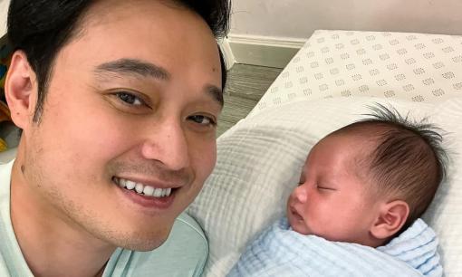 Ca sĩ Quang Vinh khoe ảnh bên 'con trai', sự thật là gì?