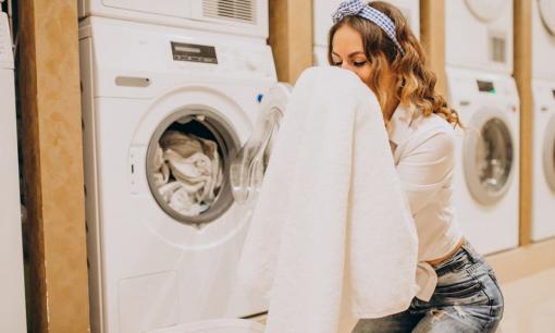Mẹo khử mùi mốc trên quần áo, vấn đề thường gặp phải trong mùa mưa