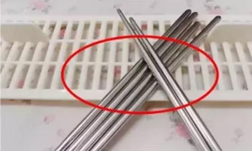 Đừng mua những loại đũa này, sau khi mua về không dùng đến, nhiều gia đình có rồi nên vứt đi 