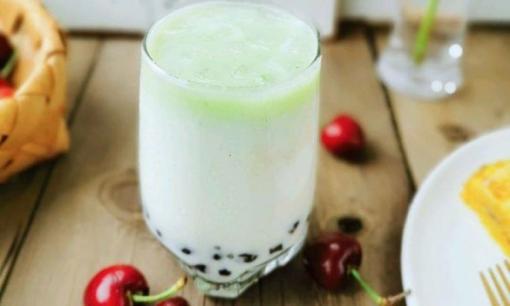 Thức uống giải nhiệt mùa hè - trà sữa matcha trân châu, đơn giản, bổ dưỡng, thơm ngon