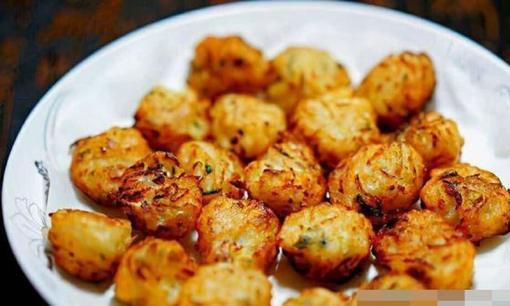 Dạy bạn cách làm củ cải chiên, bên ngoài giòn rụm, càng ăn càng dai và thơm ngon 'hết sảy'