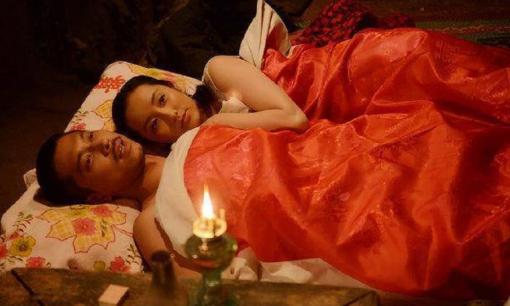 'Cảnh ngủ' trên phim đều được quay như vậy, sau khi xem biểu cảm của các diễn viên, tôi mới biết mình đã bị lừa