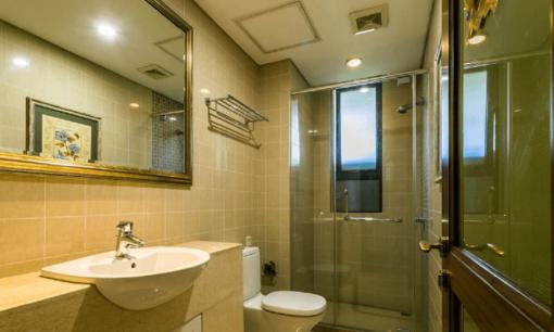 Cửa phòng tắm không được đối diện với 4 nơi này, ảnh hưởng đến sức khỏe và tài lộc