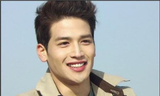 Ca sĩ kiêm diễn viên Yoo Gun bị bắt