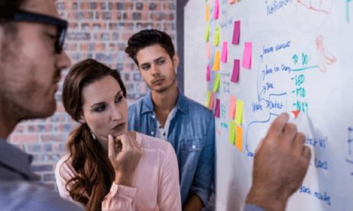 Bạn sẽ làm gì khi phải làm việc với một người mà bạn đặc biệt ghét? 4 gợi ý cho bạn