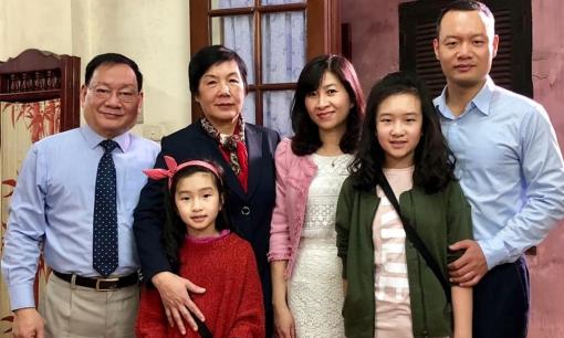 Chủ tịch Hoàng Long độc tài, mưu mô của 'Thương ngày nắng về' và đời thực viên mãn kín tiếng ít người biết