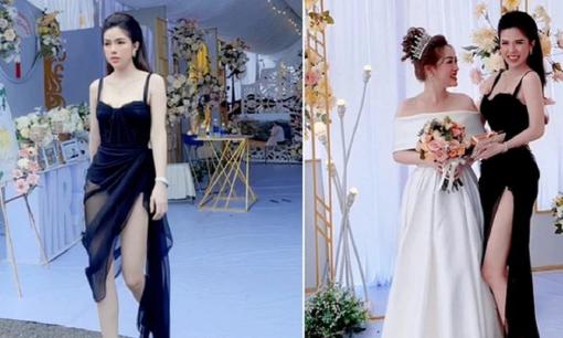 Cô gái chiếm trọn spotlight khi diện đồ đi biển đến đám cưới bạn thân