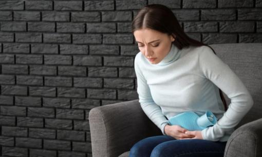 Mách bạn 5 dấu hiệu cảnh báo u nang buồng trứng thường gặp nhất