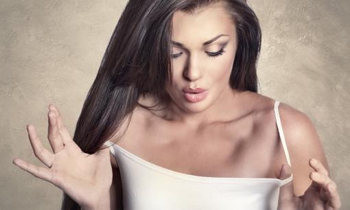 Làm sao để biết ngực chảy xệ của mình đang ở mức độ nào và cách khắc phục?