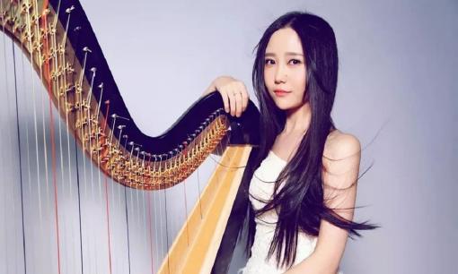 Nữ ca sĩ Cbiz Đỗ Tuyết Nhi bị phạt 1 năm tù vì tàng trữ và buôn bán ma túy