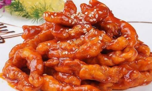 Để làm món thịt thăn xào chua ngọt, bạn dùng giấm trắng hay giấm gạo? Nhiều người làm sai, thảo nào miếng thịt dai và có mùi tanh nồng