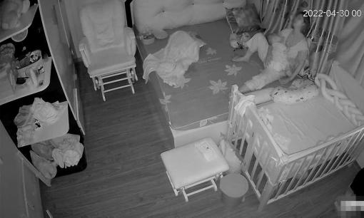 Tâm sự của bà mẹ trẻ thức đêm vật vã chăm hai con ốm, chốt hạ câu cuối làm nhiều người phải gật gù vì quá đúng