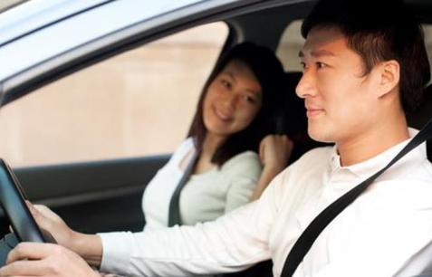 Bạn có phạm 'điều cấm kỵ' nào khi lái xe không? Tài xế già chia sẻ sự nguy hiểm khiến bạn 'lạnh sống lưng'