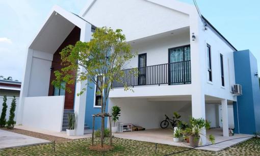 Căn nhà với thiết kế đón đầu xu hướng mới, để ở hay làm nơi nghỉ dưỡng đều sang - xịn