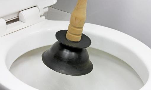 Làm thế nào để khử mùi khó chịu trong nhà vệ sinh sau khi đi đại tiện?