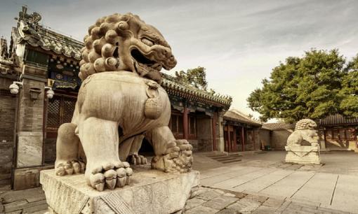 Hổ dữ như sư tử, tại sao người Trung Quốc xưa lại chọn đặt tượng hổ đá trước lăng mộ còn sư tử đá trước cổng nhà?