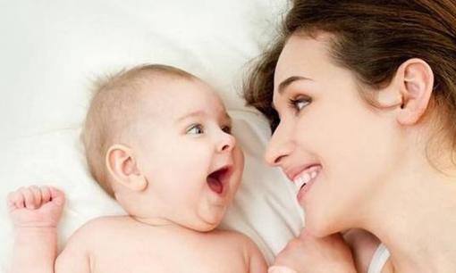 Khuôn mặt của bé có '4 đặc điểm' này cho thấy tương lai sẽ rất thông minh, bố mẹ xuýt xoa nhé!