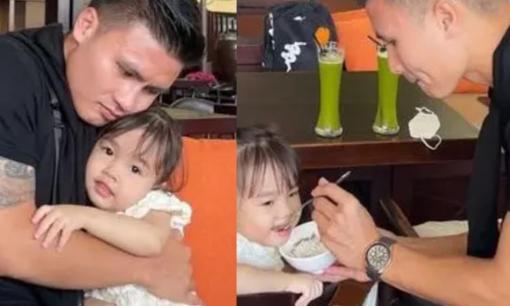 Quang Hải bịn rịn chia tay cháu gái cưng trước khi bay sang Pháp thi đấu 