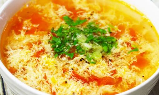 Canh trứng cà chua - món ngon đơn giản trôi cơm ngày thời tiết 'ẩm ương' 