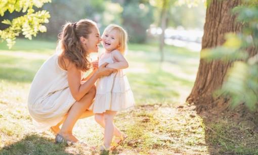 Lời khuyên vàng giúp các single mom vượt qua sự dè dặt và bắt đầu một mối quan hệ mới