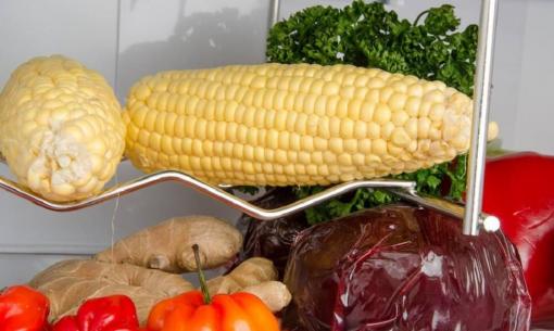 Bảo quản ngô, nấu chín trước hay chỉ cho vào tủ lạnh? Làm đúng cách, lâu ngày ngô cũng tươi ngọt