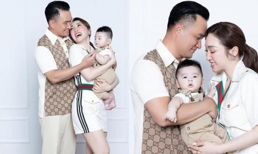 Loạt ảnh siêu đáng yêu của gia đình Chi Bảo: Ba mẹ đẹp đôi, con trai lại cưng hết nấc