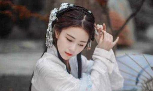 Rụng tóc đã hoành hành từ thời cổ đại đến hiện đại, người xưa đã “chống hói đầu” bằng cách nào? 