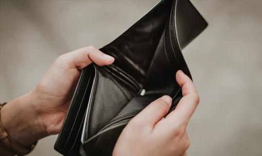 10 nguyên tắc sống nếu cứ giữ mãi có thể khiến một người nghèo suốt đời