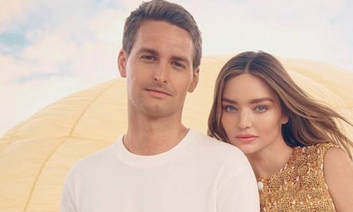 Không phải nhan sắc, đây mới là lý do tỷ phú công nghệ trẻ nhất thế giới gạt bỏ mọi thị phi để cưới chân dài đã qua một đời chồng