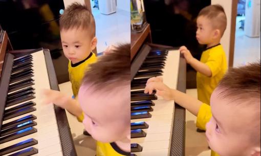 Cặp song sinh nhà Dương Khắc Linh thể hiện khả năng đánh đàn đầy điêu luyện đến mức 'bất đồng cả quan điểm'