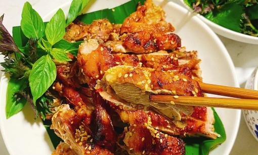 Vịt nướng kiểu này bằng nồi chiên không dầu ngoài giòn, trong mềm gắp không dừng đũa