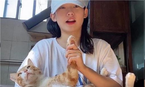 Nữ Vlogger nổi tiếng Hàn Quốc - Kim Ji Yoon qua đời ở tuổi 21