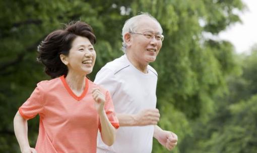 55-65 tuổi là giai đoạn quan trọng để trường thọ, hãy ghi nhớ '2 siêng và 3 lười' trong 10 năm này, bạn sẽ dễ sống lâu hơn