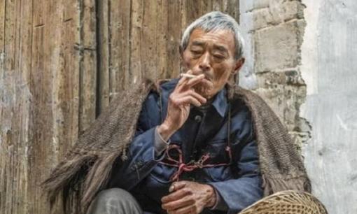 Sau khi nghỉ hưu, dù bạn có quen thuộc với mọi người đến đâu, cũng đừng mời những người sau đây đi ăn tối