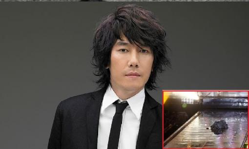 Ca sĩ nổi tiếng Hàn Quốc - Kim Jang Hoon bất ngờ ngất xỉu trên sân khấu khi đang biểu diễn