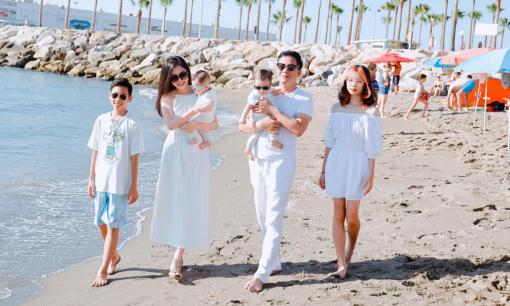 Vợ 'Shark' Hưng đăng ảnh cặp song sinh, tiết lộ luôn mối quan hệ với con riêng của chồng