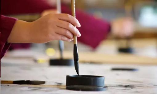 Vì sao người Trung Hoa cổ xưa viết chữ từ phải sang trái?