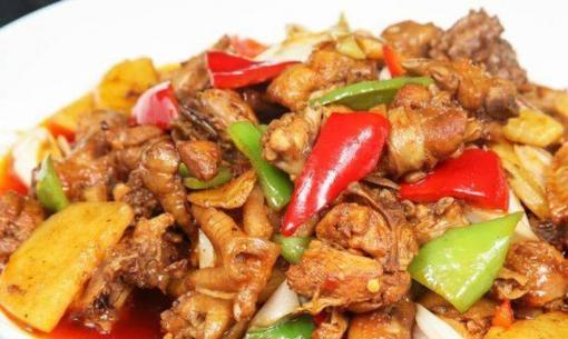 Khi hầm gà, chần gà trước hay hầm trực tiếp? Sai hết, dạy cho bạn một mẹo nhỏ, tươi ngon và không tanh