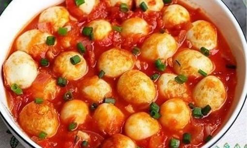 Trứng cút luộc rồi sốt kiểu này vừa bắt mắt lại 'bắt miệng', bạn khó lòng dừng đũa 