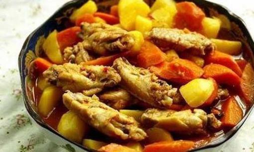Cánh gà hầm khoai tây hương vị độc đáo, trẻ con luôn thích ăn hàng ngày