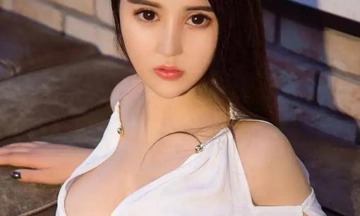 Tại sao một số cô gái ngực mềm như bánh mì, trong khi những người khác lại cứng như bánh nguội? Câu trả lời là đây