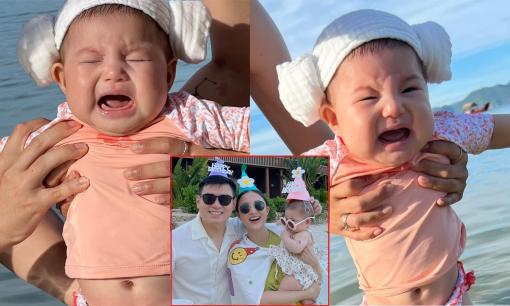 Biểu cảm hài hước của con gái Salim khi lần đầu đi biển, khóc toáng vì sợ 'cá mập'