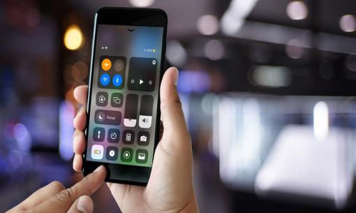 Muốn điện thoại dùng được lâu mà không phải sạc lại, chỉ cần làm theo 8 mẹo nhỏ này