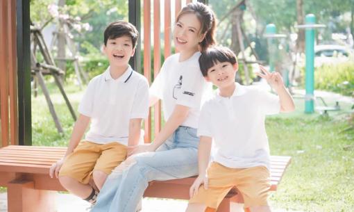 MC Đan Lê bất ngờ khi con thà nghỉ học chứ không chịu mặc sai đồng phục vì sợ trừ 'điểm văn minh'