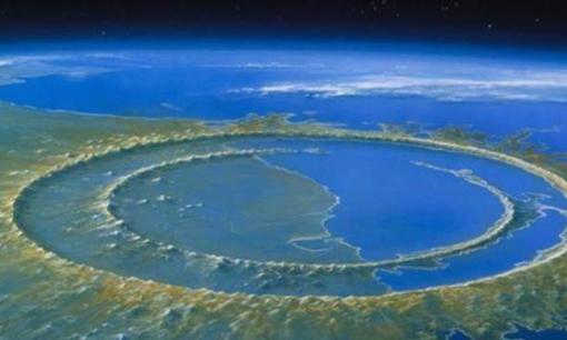 Đó là một miệng núi lửa cách đây 2 tỷ năm! Nó đã từng gây ra một sự thay đổi sinh thái lớn và hiện có 550.000 người sống bên trong