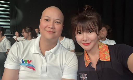 Diễm viên Kim Oanh hiếm hoi khoe em trai làm ở VTV