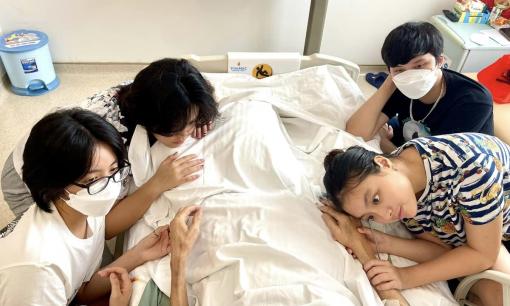 Các con của cựu người mẫu Thúy Hằng - Thúy Hạnh buồn bã đến thăm ông ngoại ở bệnh viện