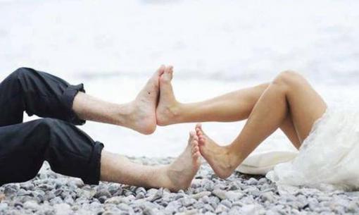 Người xưa có câu: 'Đàn bà nhìn chân, đàn ông nhìn tay', điều này ý nghĩa gì?