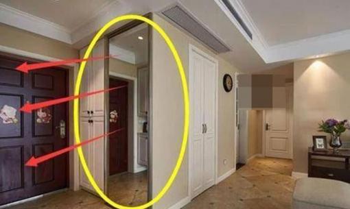 Có câu 'Không để phòng khách thế này thì nhà sẽ vượng'. Nếu trong nhà có 4 thứ sau đây, hãy vứt bỏ ngay lập tức!