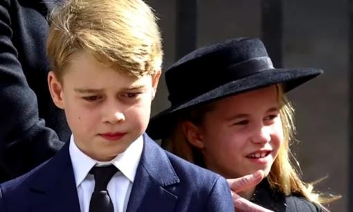 Hoàng tử George và Công chúa Charlotte xuất hiện tại lễ tang của Nữ hoàng Elizabeth